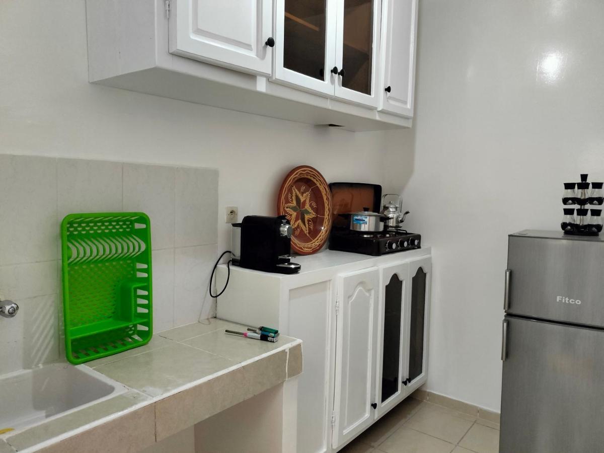Appartement Calme Et Confortable Al Ghar Exterior foto